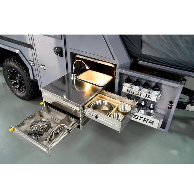 16ft Off Road Folding Camper Trailer Com Capacidade de 2 Adultos e 2 Crianças Travel Trailer
