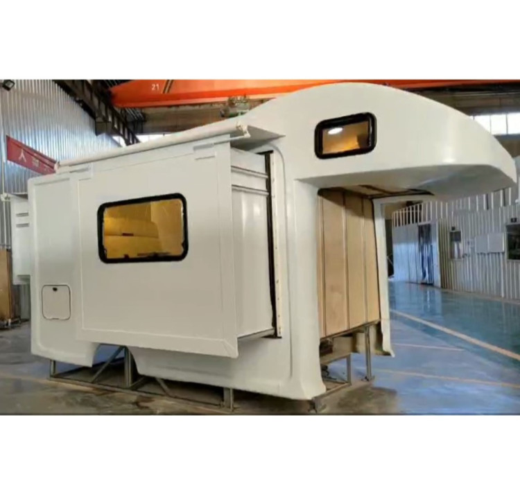 A caixa branca personalizada de Shell Body Luxury Decoration Assembling rv do campista montou