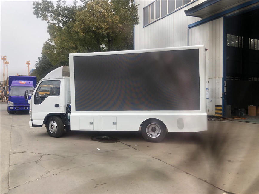 Diodo emissor de luz P5 que anuncia o tipo móvel do combustível diesel de Lhd do caminhão do quadro de avisos com gerador e oradores
