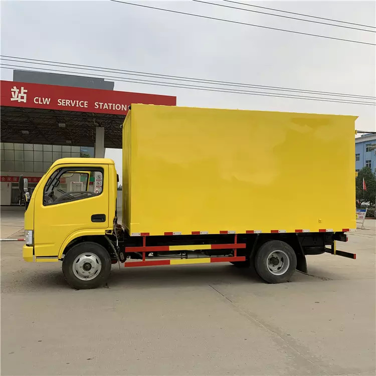 Caminhão da carga do tamanho de Dongfeng 3,5 Ton Light Duty Van Truck Small