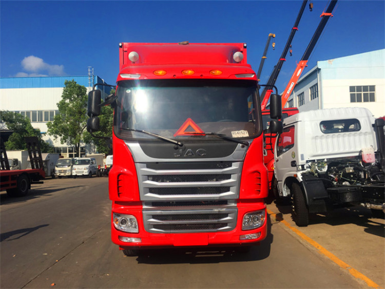 JAC Light Duty Cargo Vans 10 Ton Box Truck 100Km/H 7800*2450*2500 milímetro