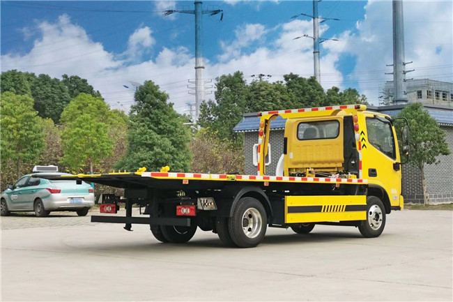 5 Tons Winch Tow Truck FOTON Aumark 4*2 barata Flatbed Truck para venda
