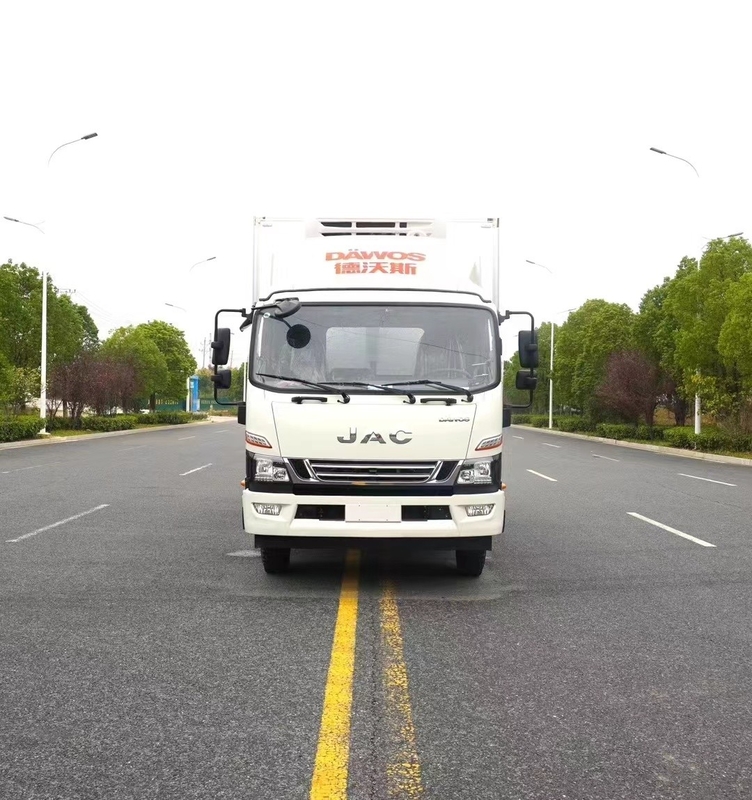 JAC 4x2 Classe F Vans e camiões refrigerados em Dubai -5 a -15 graus