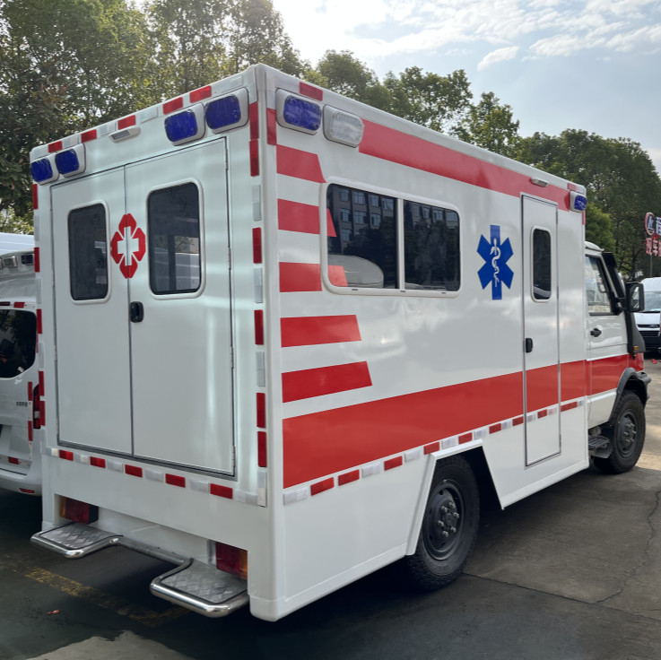 Tipo de movimentação profissional ambulância do carro 4x4 da ambulância da emergência de Iveco do EURO 5
