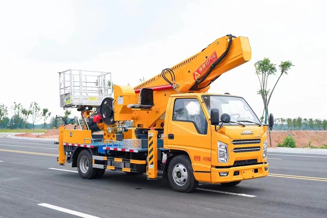 Plataforma de trabalho aéreo JMC para camiões Dimensões L X W X H Mm 5995*2050*2900mm