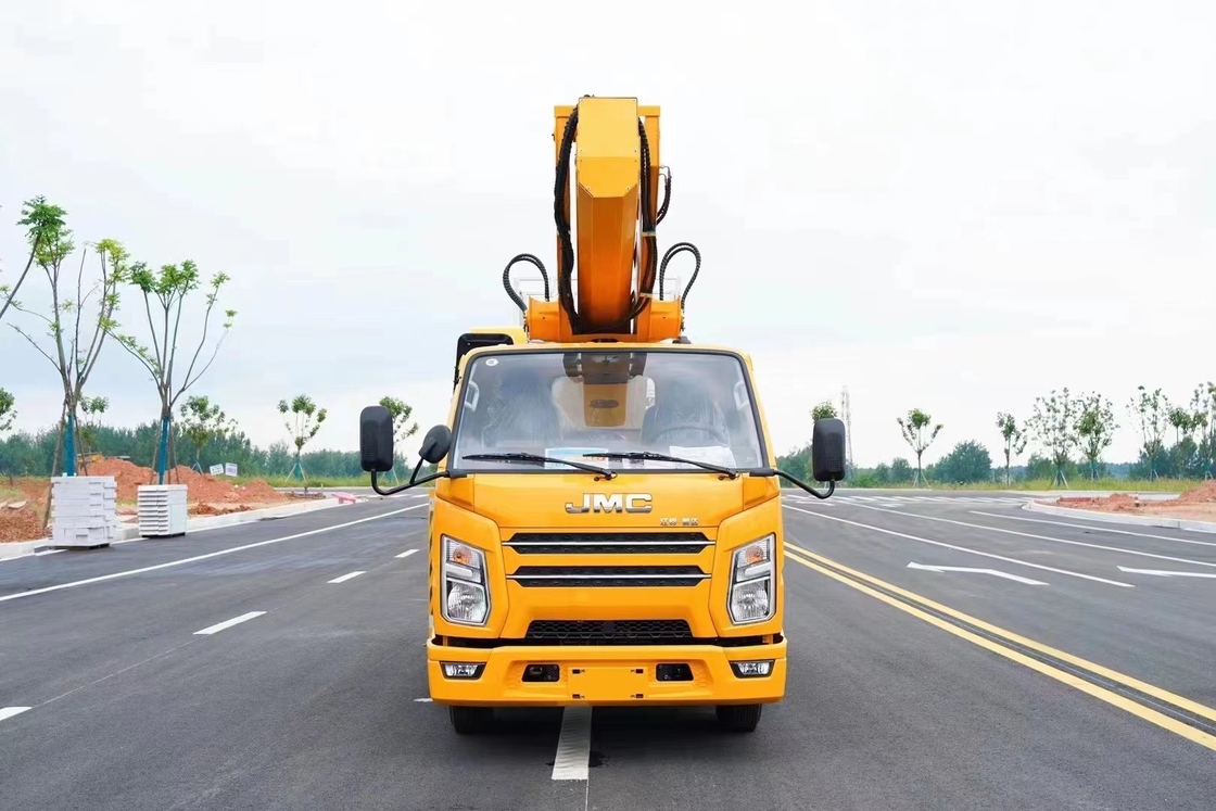 Euro 5 4*2 Plataforma de trabalho aéreo diesel Caminhão de desempenho superior com motor JMC
