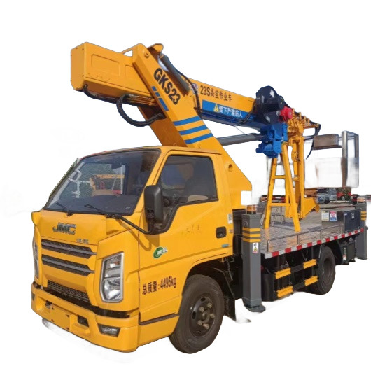 Caminhão de plataforma de elevação de 115 cv 4x2 para operações fáceis