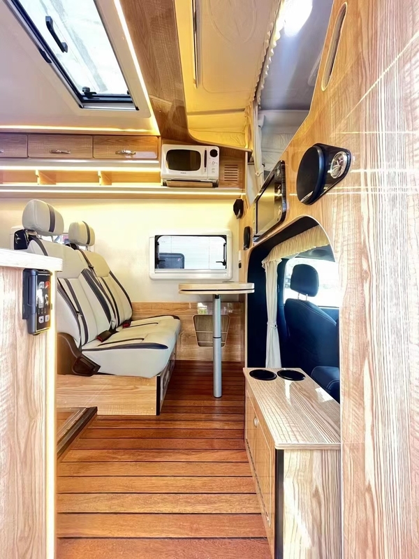 Estrutura de estrutura de aço RV Caravan Van 5998*2480*3250 Incluindo pneu 235/75R17.5 16PR