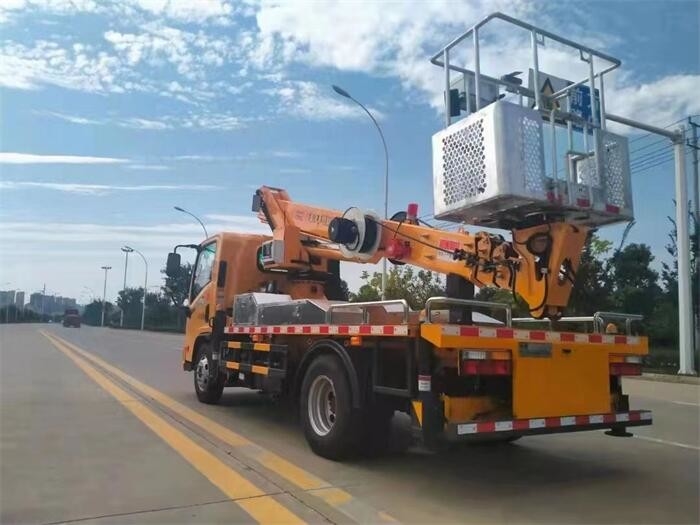 3.5T Plataforma de trabalho aéreo de carga do eixo traseiro para caminhão - QuanChai Q23-132E60 Modelo