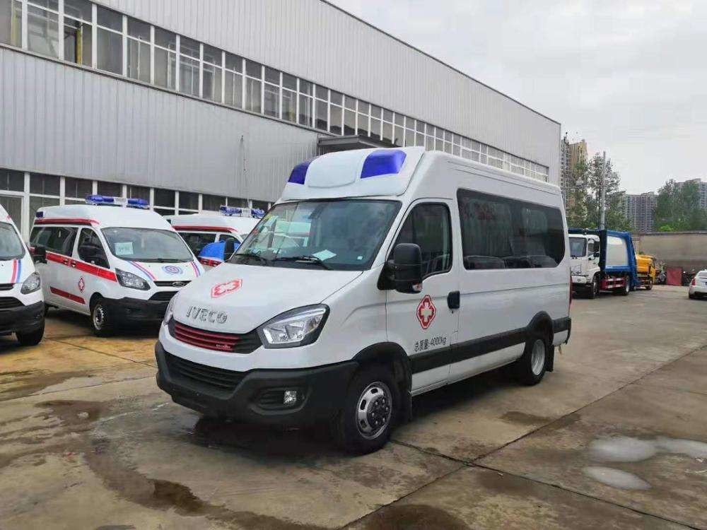 Iveco Ambulância Euro 5 Ambulância de emergência Carro de curva Peso 2970 Kg Base da roda 3300mm
