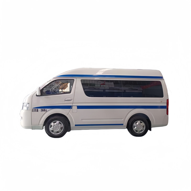 2024 Novo carro de ambulância preço 4 * 2 motor diesel manual tipo de unidade de ambulância