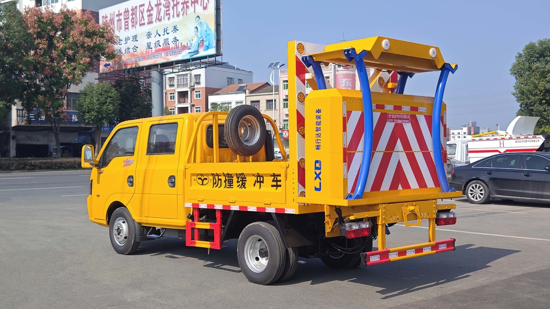 Caminhão tampão Dongfeng 101 Max velocidade anti-colisão tampão atenuador Caminhão para venda