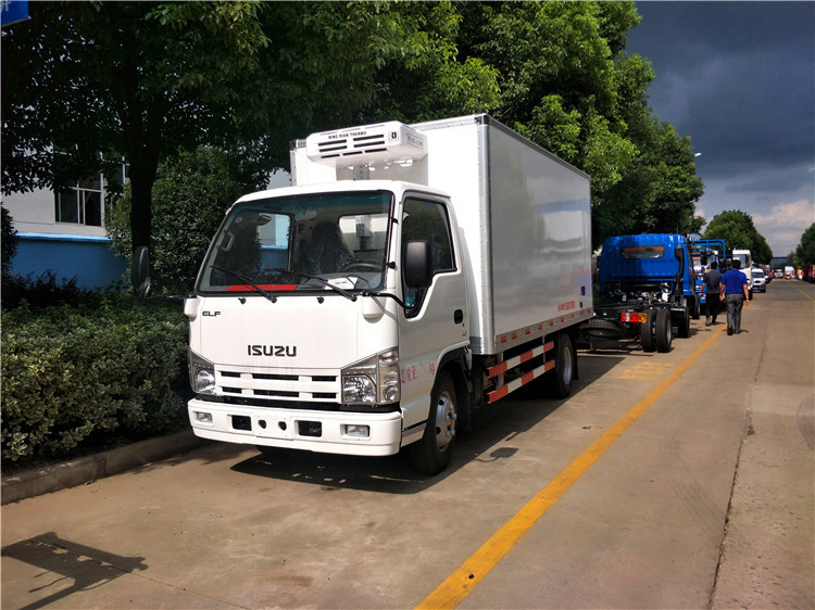 Japão 4*2 ISUZU Caminhão de Caixa de Frigorífico Sistema PTO Caminhão de Congelamento de 5 toneladas