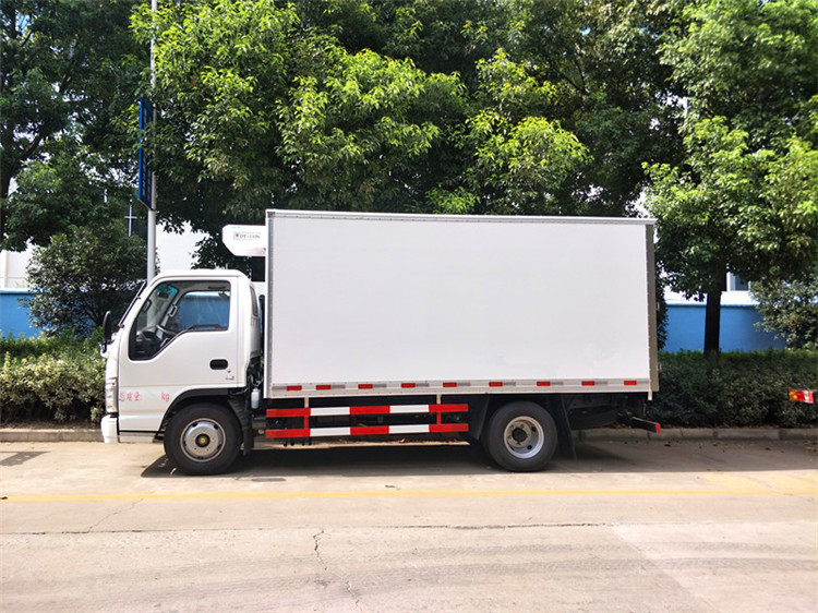 Japão 4*2 ISUZU Caminhão de Caixa de Frigorífico Sistema PTO Caminhão de Congelamento de 5 toneladas