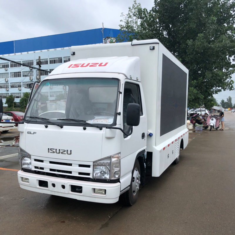 Isuzu P5 P6 P4 Caminhão montado LED Display 3840 * 1728mm Mobile LED Screen Trailer 102HP