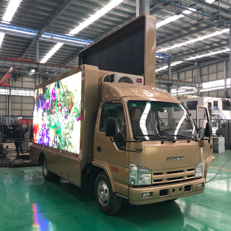 Isuzu 4×2 P6 Digital LED Billboard Truck 192*192mm 3 lados Alto brilho