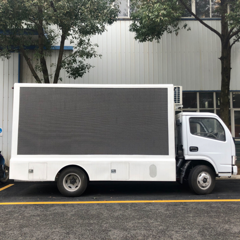 Dongfeng 4x2 caminhão móvel LED com caixa de luz coberta de vidro e tela LED exterior para publicidade