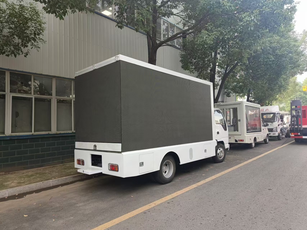 Full Color P5 P6 Mobile LED Billboard Trucks Isuzu caminhão de outdoors digital móvel