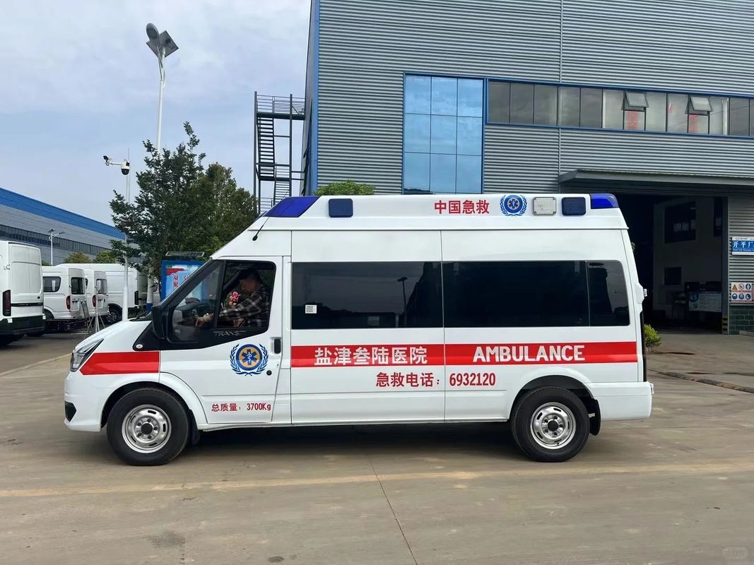 Ford Customization Ambulance Car Veículo 4x2 Ambulance Car Transit V348 PRO Monitoramento UTI Ambulância de emergência Van